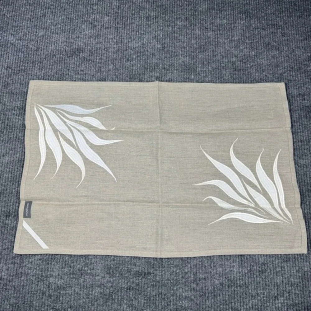 Viabrava 100% Linen Embroidered Placemats Napkins 16 Pieces Abstract Tropical